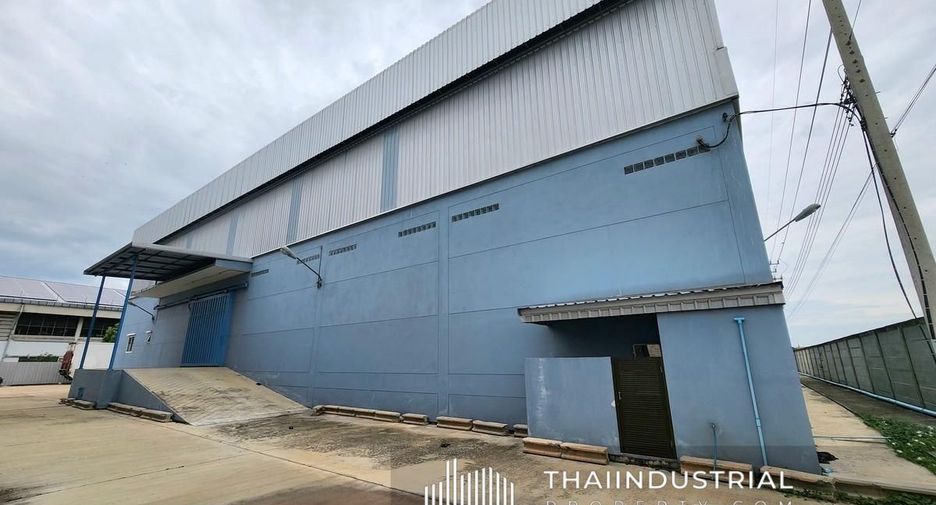 For rent warehouse in Lat Lum Kaeo, Pathum Thani