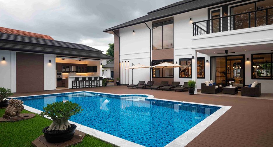 Casa en venta de 5 habitaciones en Mueang Chiang Mai, Chiang Mai