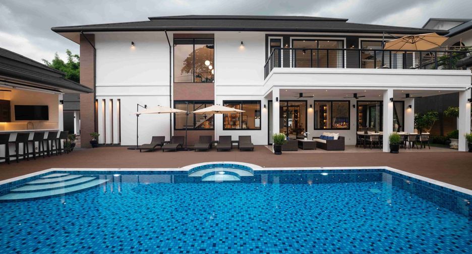 Casa en venta de 5 habitaciones en Mueang Chiang Mai, Chiang Mai