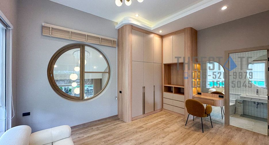 For rent 4 bedrooms house in Mueang Chiang Mai, Chiang Mai