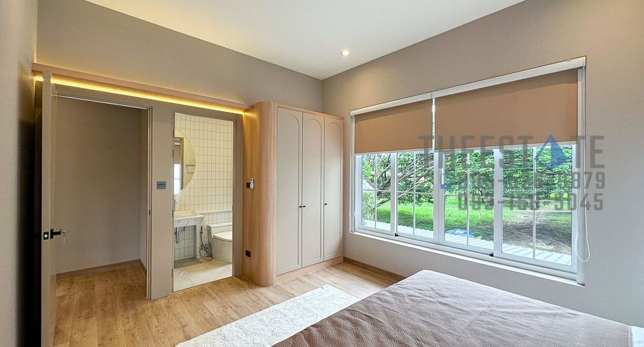 For rent 4 bedrooms house in Mueang Chiang Mai, Chiang Mai