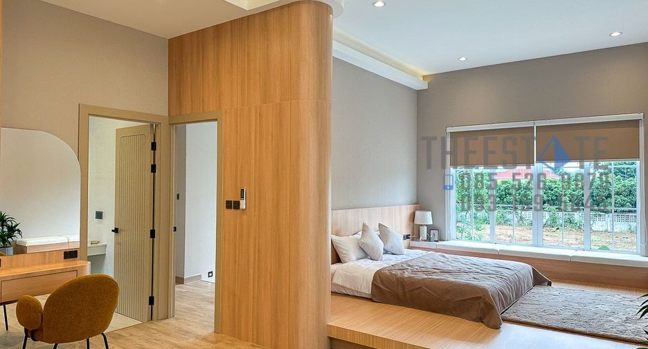 For rent 4 bedrooms house in Mueang Chiang Mai, Chiang Mai