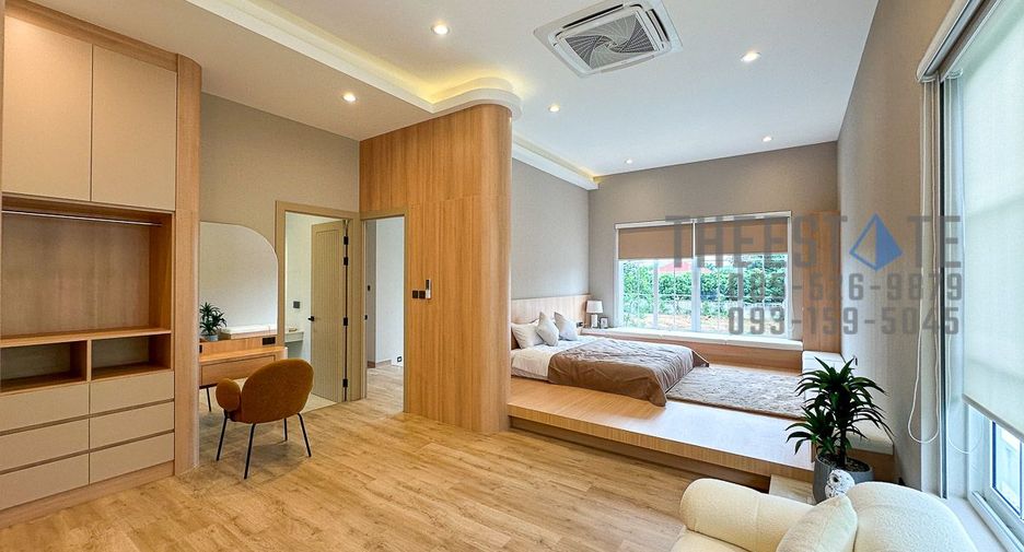 For rent 4 bedrooms house in Mueang Chiang Mai, Chiang Mai