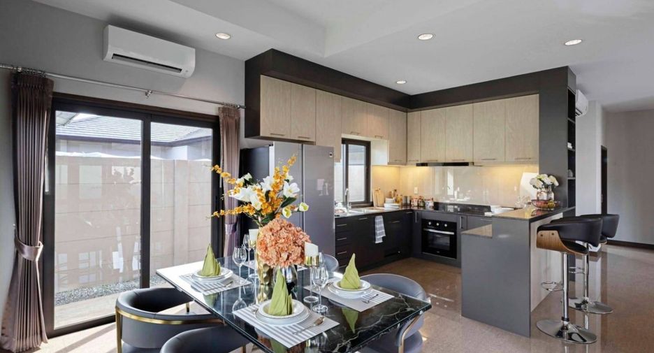 Haus zur Miete mit 3 Zimmer in Bang Lamung, Chonburi