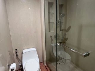 For rent 3 bedrooms condo in Pathum Wan, Bangkok