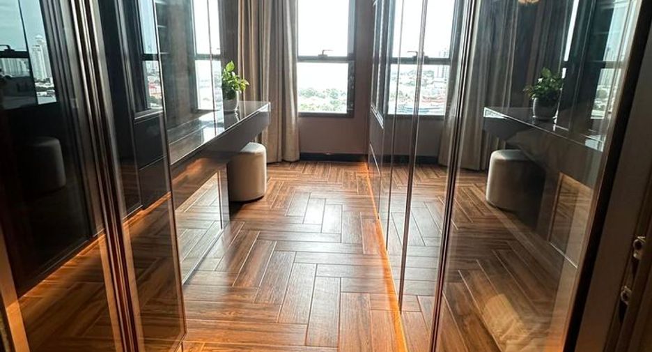 For rent 3 bedrooms condo in Bang Lamung, Chonburi
