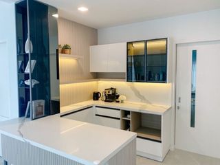 Haus zur Miete und zum Kauf mit 5 Zimmer in Prawet, Bangkok