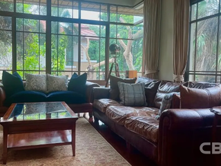 Casa en venta de 5 habitaciones en Watthana, Bangkok