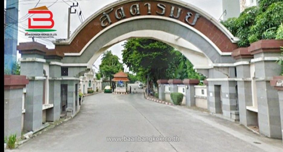 For sale 4 bedrooms house in Mueang Nonthaburi, Nonthaburi