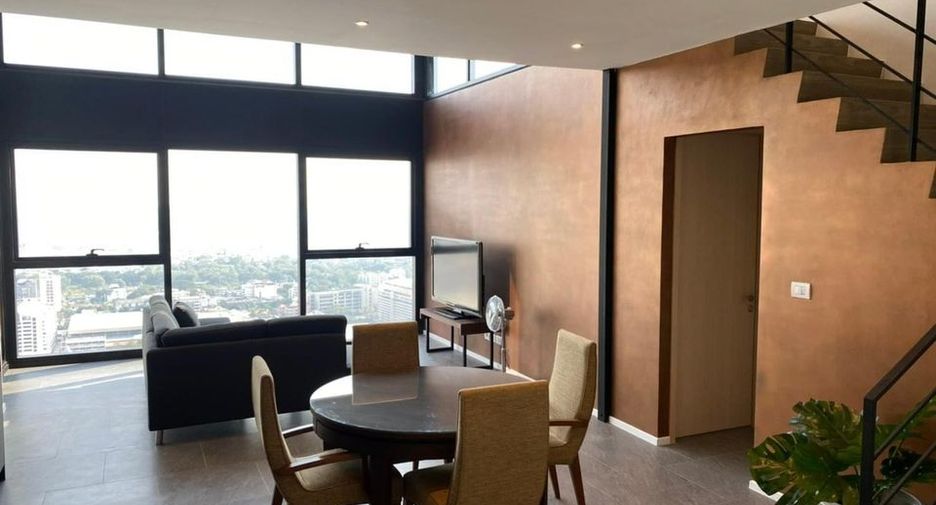 Wohnung zur Miete mit 2 Zimmer in Sathon, Bangkok