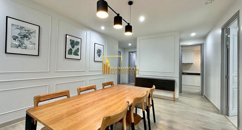For rent 2 bedrooms apartment in Watthana, Bangkok