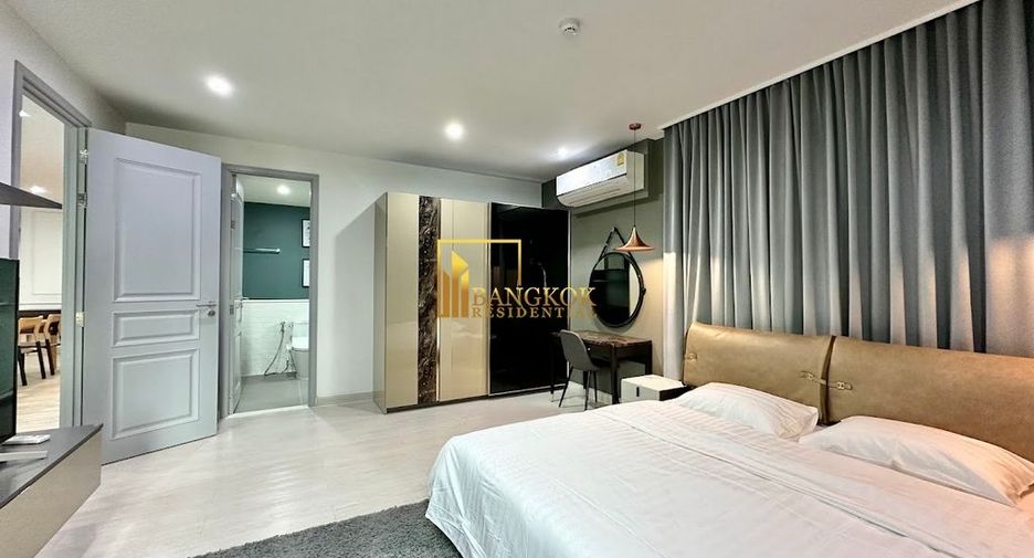 For rent 2 bedrooms apartment in Watthana, Bangkok