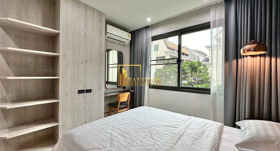 For rent 2 bedrooms apartment in Watthana, Bangkok