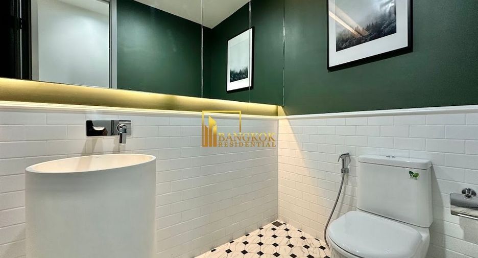 For rent 2 bedrooms apartment in Watthana, Bangkok