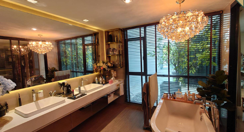 For rent and for sale 3 bedrooms house in Lat Phrao, Bangkok