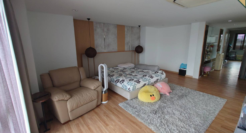 For rent and for sale 3 bedrooms house in Lat Phrao, Bangkok