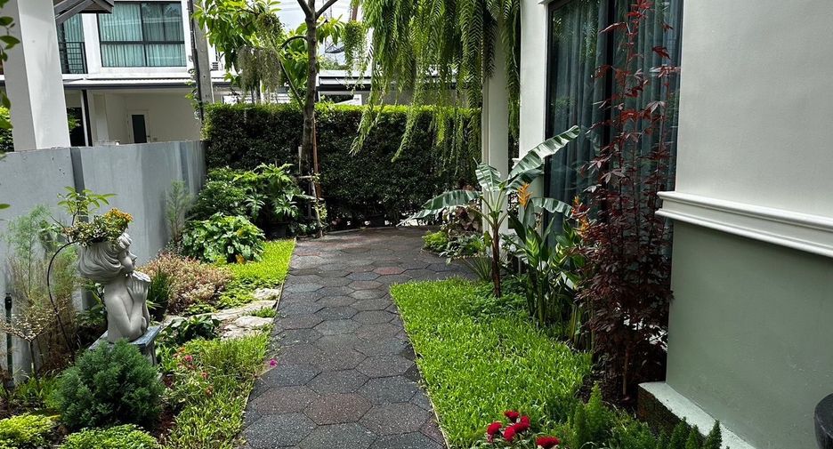 Haus zur Miete mit 3 Zimmer in Prawet, Bangkok