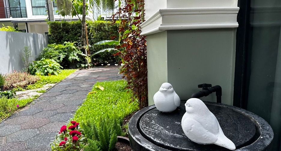 Haus zur Miete mit 3 Zimmer in Prawet, Bangkok