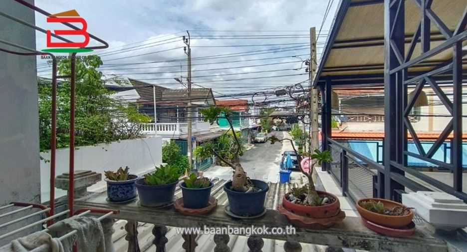 Reihenhaus zum Kauf mit 2 Zimmer in Chatuchak, Bangkok