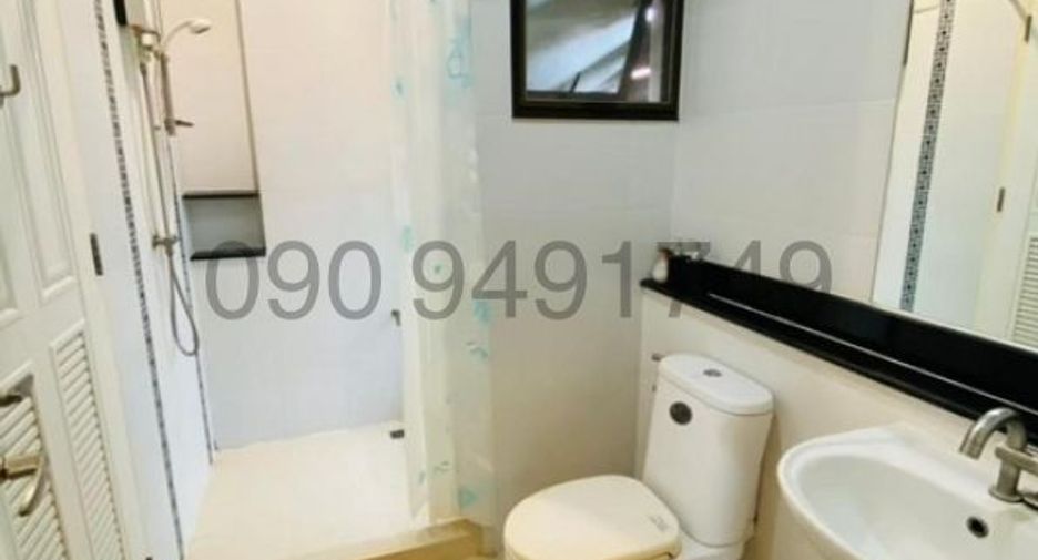 For rent 3 bedrooms house in Khlong Sam Wa, Bangkok