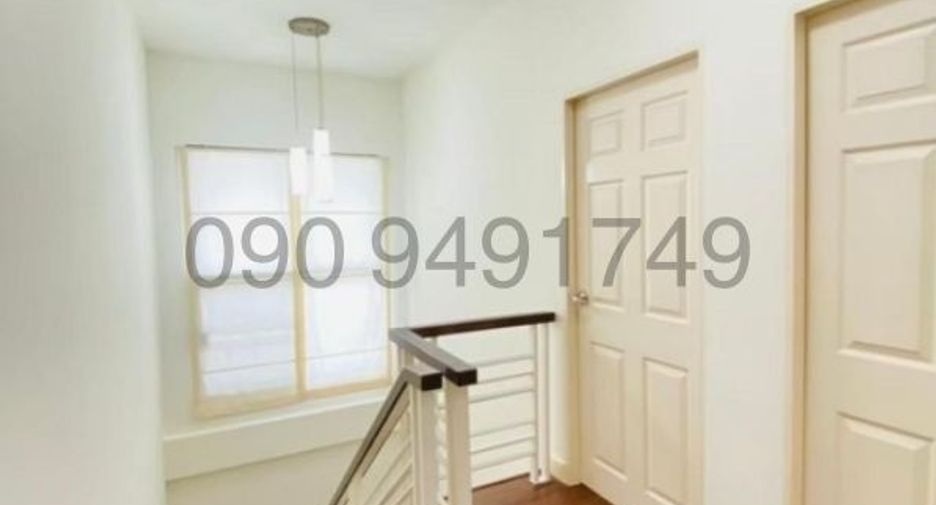For rent 3 bedrooms house in Khlong Sam Wa, Bangkok