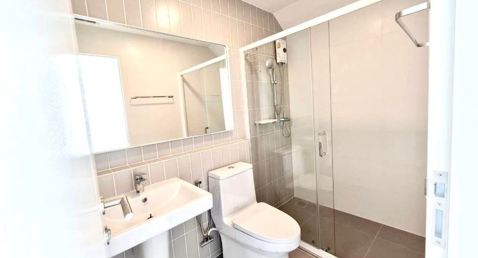 Haus zur Miete mit 3 Zimmer in Prawet, Bangkok