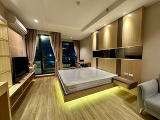 Condo en alquiler de 1 habitaciones en Si Racha, Chonburi