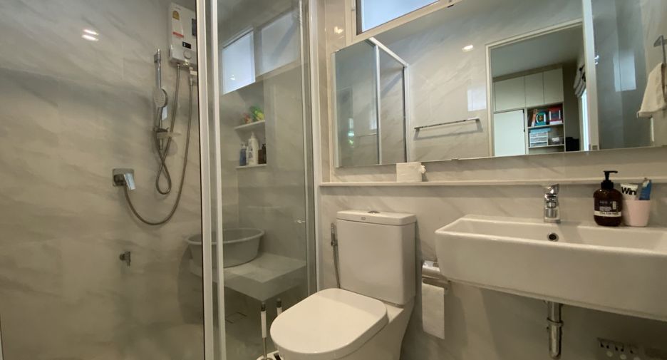 For sale 4 bedrooms house in Prawet, Bangkok