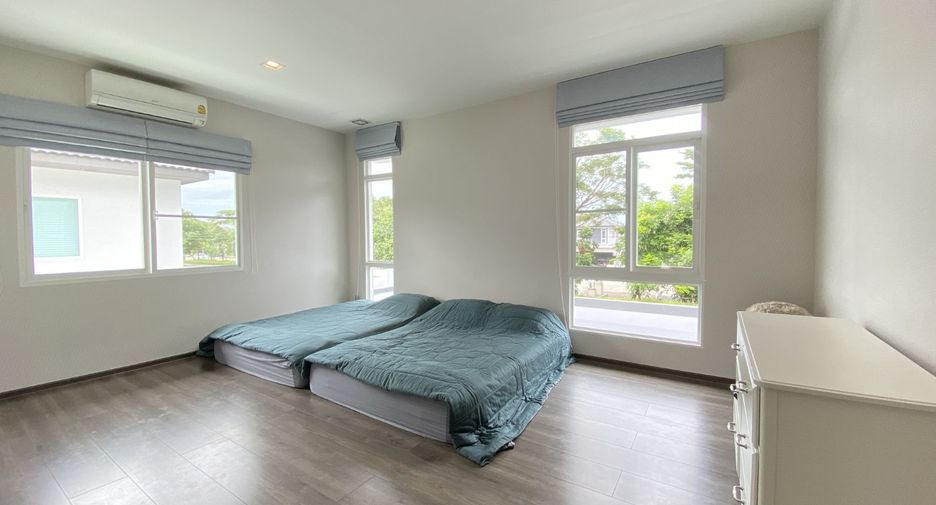 For sale 4 bedrooms house in Prawet, Bangkok