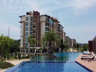 1 Bedroom Condo In Si Racha, Chonburi