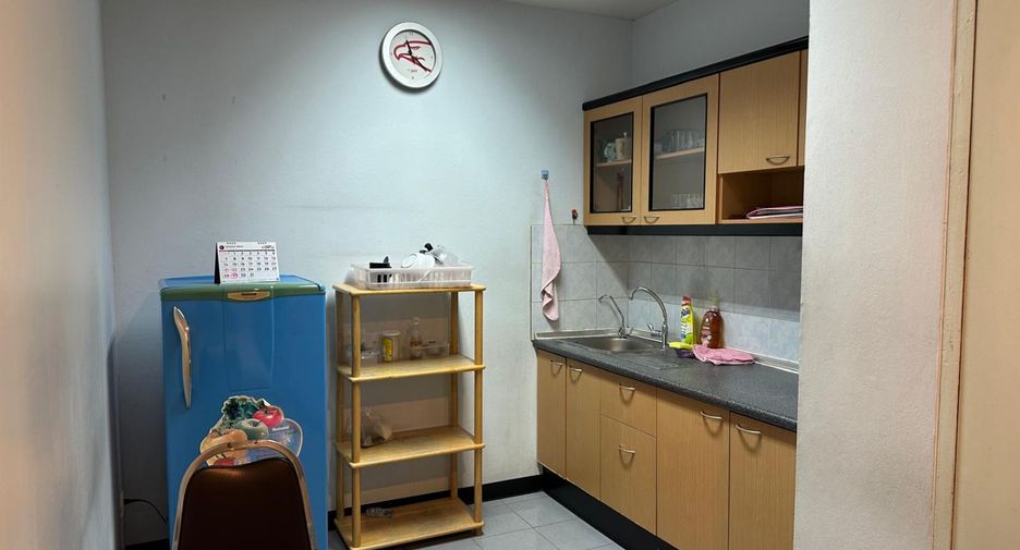 For sale office in Bang Na, Bangkok