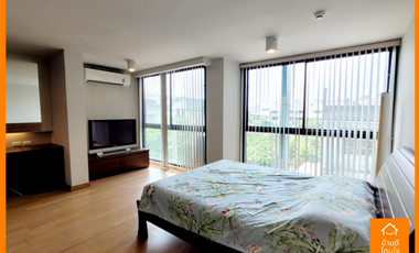 For rent 2 bed condo in Khlong Toei, Bangkok