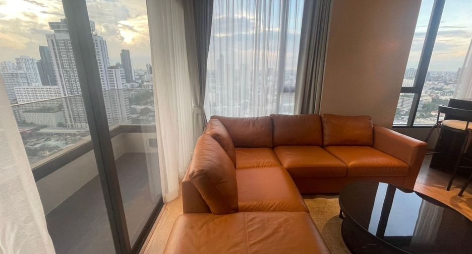 For rent and for sale 3 bedrooms condo in Watthana, Bangkok