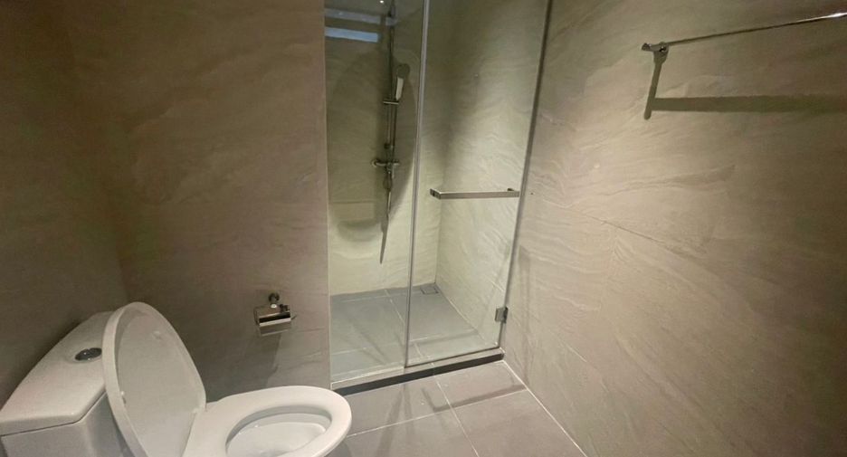 For rent and for sale 3 bedrooms condo in Watthana, Bangkok