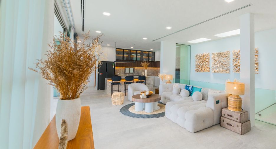 For rent and for sale 4 bedrooms villa in Thalang, Phuket