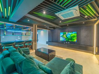 For rent and for sale 4 bedrooms villa in Thalang, Phuket