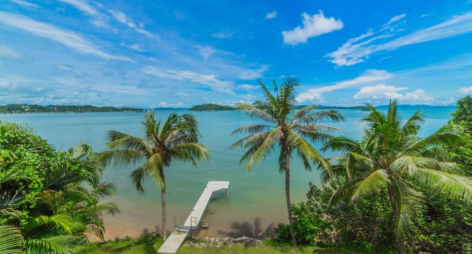 For rent and for sale 4 bedrooms villa in Thalang, Phuket