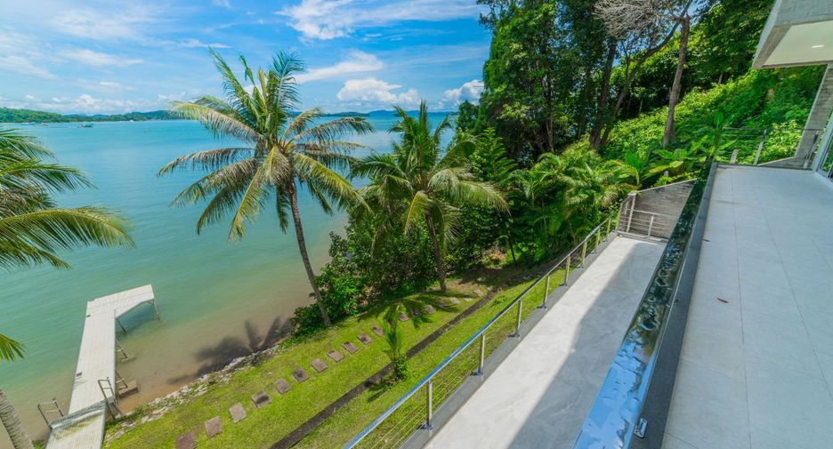 For rent and for sale 4 bedrooms villa in Thalang, Phuket