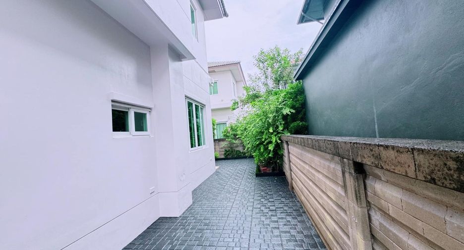 Haus zur Miete mit 3 Zimmer in Prawet, Bangkok