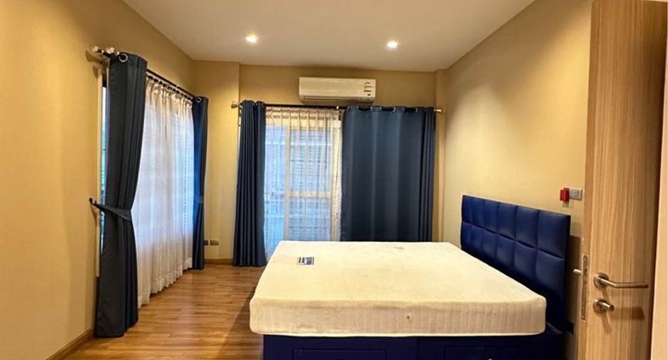 Аренда 4 спальни дом в Bang Phli, Самутпракан