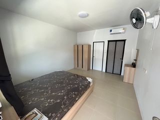 For sale 5 bed apartment in San Kamphaeng, Chiang Mai