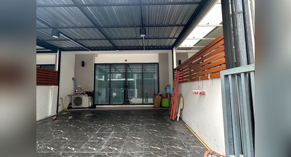 Аренда 3 спальни таунхаус в Bang Phli, Самутпракан