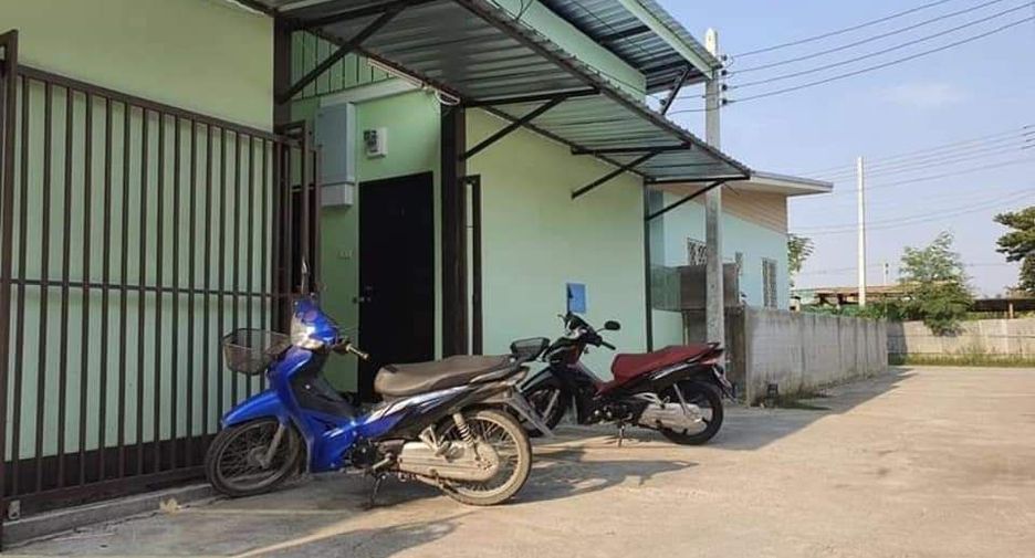 For sale 8 bed apartment in San Kamphaeng, Chiang Mai