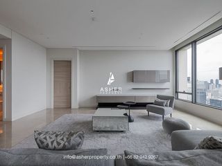 Condo en alquiler de 4 habitaciones en Pathum Wan, Bangkok