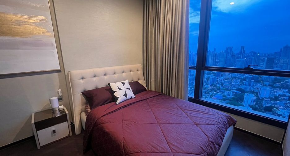 For rent 2 bed condo in Khlong Toei, Bangkok