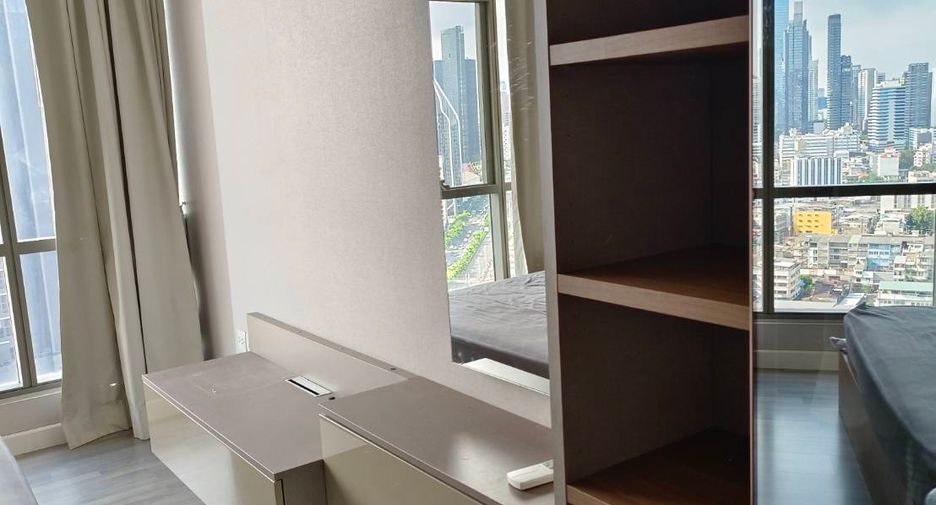 For sale 1 Beds condo in Bang Rak, Bangkok