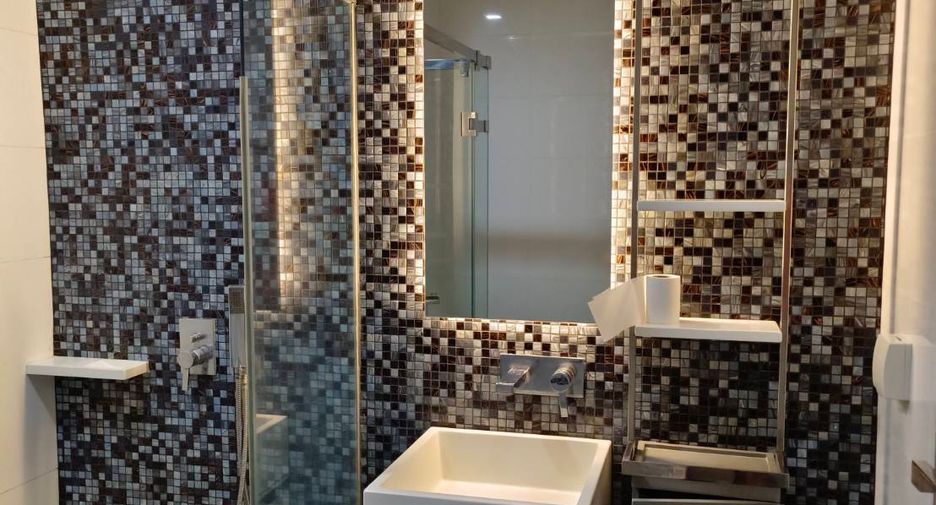 For sale 1 Beds condo in Bang Rak, Bangkok