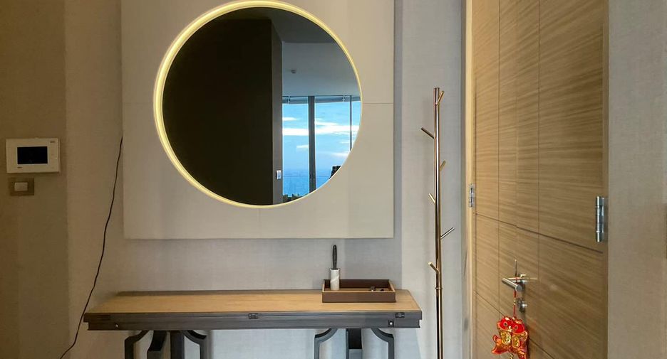 For rent and for sale 4 bedrooms condo in Pathum Wan, Bangkok