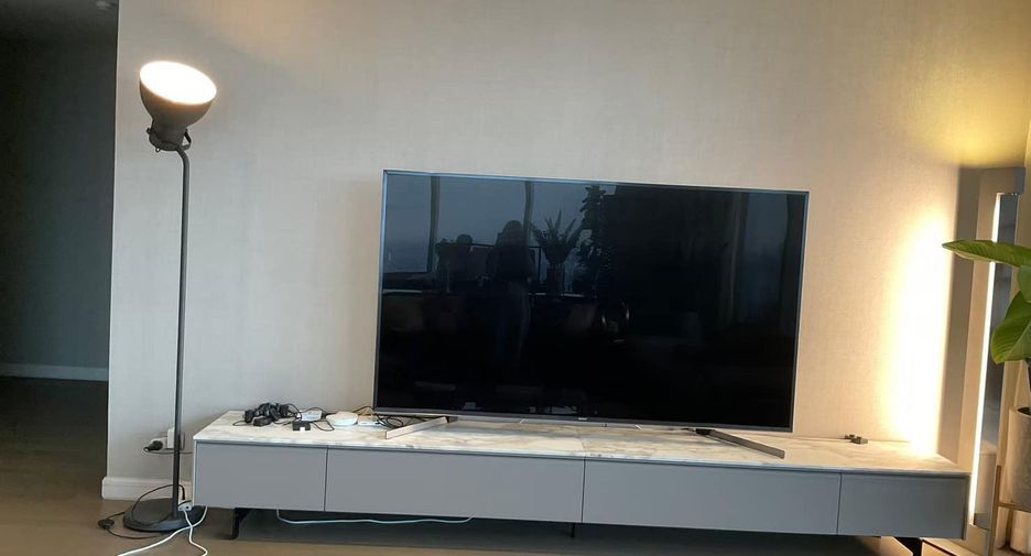 For rent and for sale 4 bedrooms condo in Pathum Wan, Bangkok