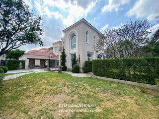 For sale 4 Beds house in Taling Chan, Bangkok